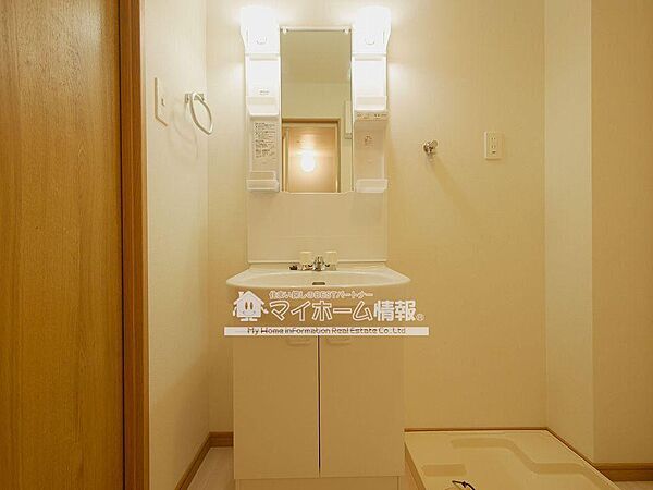 グリーンハイツ三日月