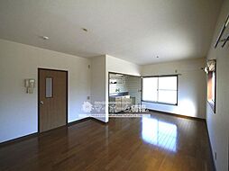 西小路ハイツ 南棟 A101 1階2LDKのリビング/ダイニング