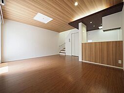 プレミアムアイランド長神田V 506 1階2LDKのリビング/ダイニング