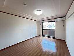 グランディールU 2階1Kのリビング/ダイニング