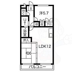 ラ・メゾンファミーユ 2階