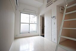 ロワール名古屋 1階1Kのリビング/ダイニング