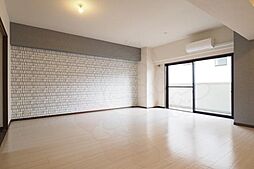 ヒルトップハウス 3階1LDKのリビング/ダイニング