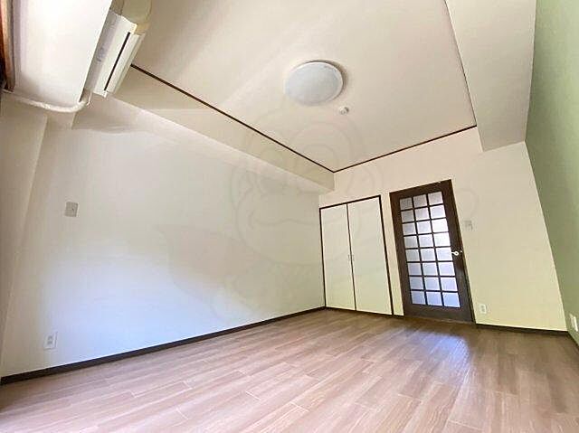 寝室