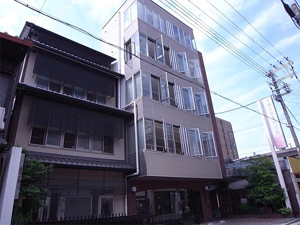 画像19:京都美容専門学校（1221m）