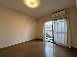 グランデュール金閣 301 3階1Kのリビング/ダイニング