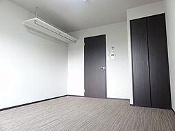 フラッティ丸太町御前 202 2階1Kのリビング/ダイニング