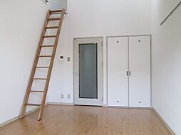 グランツハイム 205 2階1Kのリビング/ダイニング