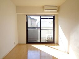 エクシードI 415 4階1Kのリビング/ダイニング