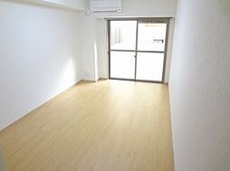 フラッティ龍大南 401 4階1Kのリビング/ダイニング