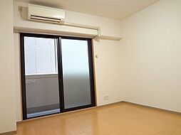 レクサス深草1号館 111 1階1Kのリビング/ダイニング