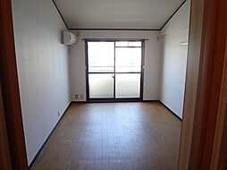 シャローム深草 403 4階1Kのリビング/ダイニング