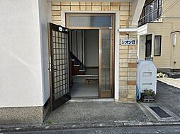 18 / 26