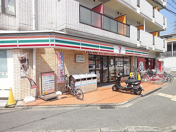 画像15:セブンイレブン 西京極駅前店（695m）