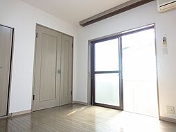 ラトゥールY・G 101 1階1Kのリビング/ダイニング