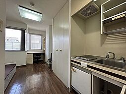 WEST-1 5階ワンルームのリビング/ダイニング