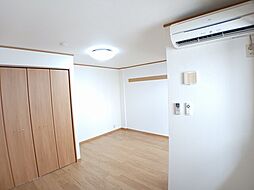 アルバ・フローレスタ 1階1Kのリビング/ダイニング