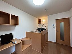 プレジール春日 1階1Kのリビング/ダイニング