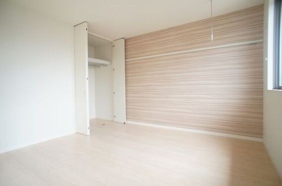 オリーブ_内装_4