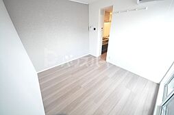 アンジュール綾瀬 201 2階1LDKのリビング/ダイニング