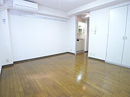 いちごパレス 106 1階ワンルームのリビング/ダイニング