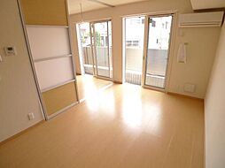 レイストリーフ 102 1階2LDKのリビング/ダイニング