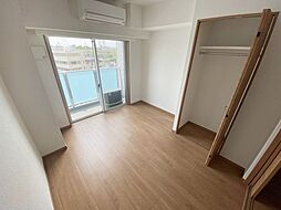 ペアパレス六町2号館 502 5階1DKのリビング/ダイニング