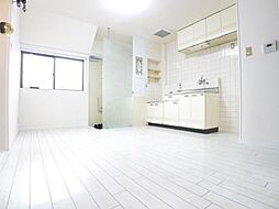 ピア31 201 2階2DKのリビング/ダイニング