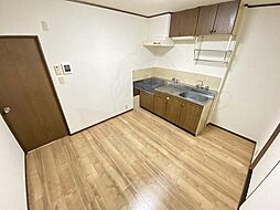 エクレール大安寺 2階3DKのリビング/ダイニング