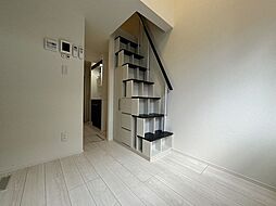 in bloom 1階ワンルームのリビング/ダイニング