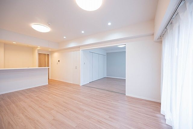 リビング/ダイニング ルネ・アクシアム 2階/-