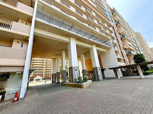 外観 ルネ・アクシアム 2階/-