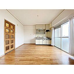 藤本コーポ 2階1LDKのリビング/ダイニング