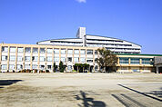 旭丘小学校 441m