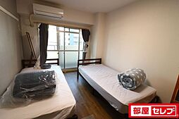 伏見ヨックスマンション 9階ワンルームのリビング/ダイニング