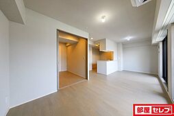 ラフィシア上前津(Rafficia Kamimaezu) 9階2SLDKのリビング/ダイニング