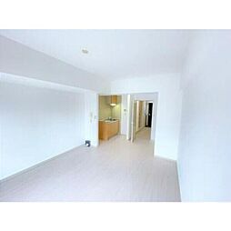 ザ・エンドレス 3階1Kのリビング/ダイニング