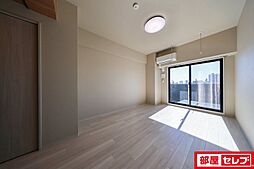 プレイズシード浄心 1階1Kのリビング/ダイニング