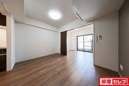 ザ・シンフォニア新栄THE SINFONIA SHINSAKAE 2階1LDKのリビング/ダイニング