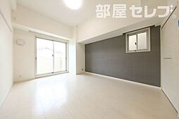 セレニティー金山 7階1Kのリビング/ダイニング