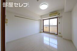 メリーコート 2階1Kのリビング/ダイニング