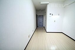 ラ・レジダンス・ド・シャトレーヌ 8階ワンルームのリビング/ダイニング