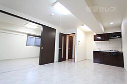 ロア金山 5階1LDKのリビング/ダイニング