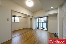 ルフレイユ 泉 久屋大通公園 8階1LDKのリビング/ダイニング