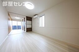 エトワール桜山II 2階1LDKのリビング/ダイニング