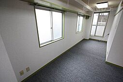 ヴィラカレッジ千代田 5階ワンルームのリビング/ダイニング