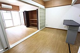 ガーデンコート新栄 4階2DKのリビング/ダイニング