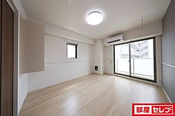 ホワイトメゾン新栄 3階1Kのリビング/ダイニング