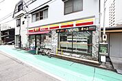 ニューヤマザキデイリーストア新栄二丁目店 70m