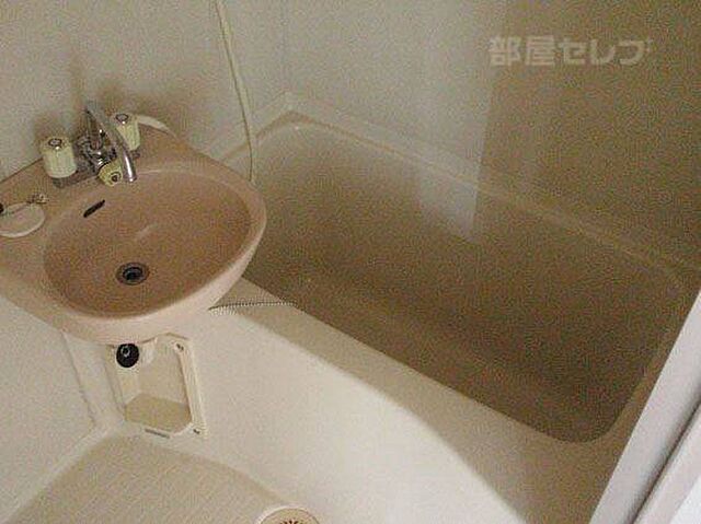 浴室